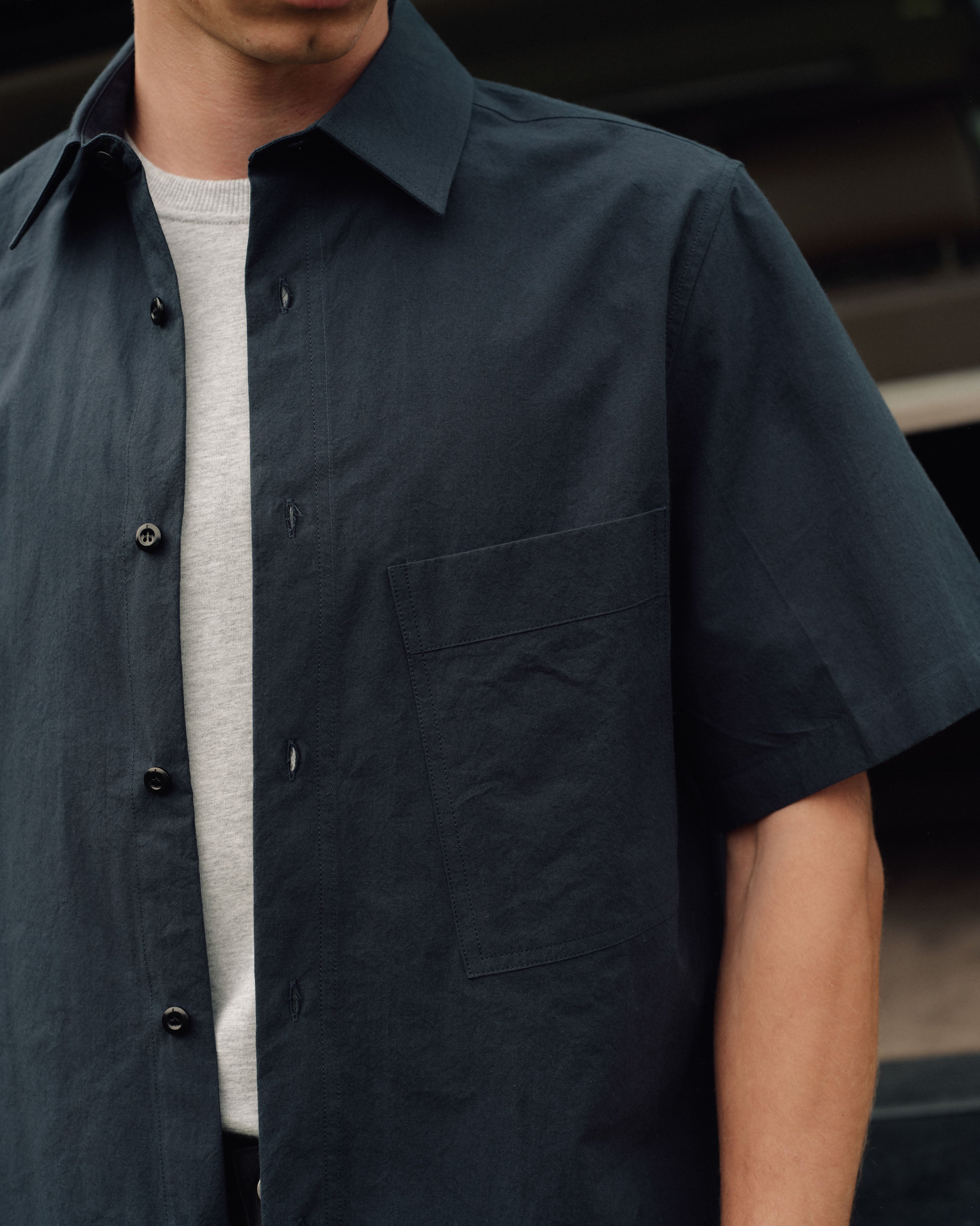 M006 Ergonomic Pocket Shirt