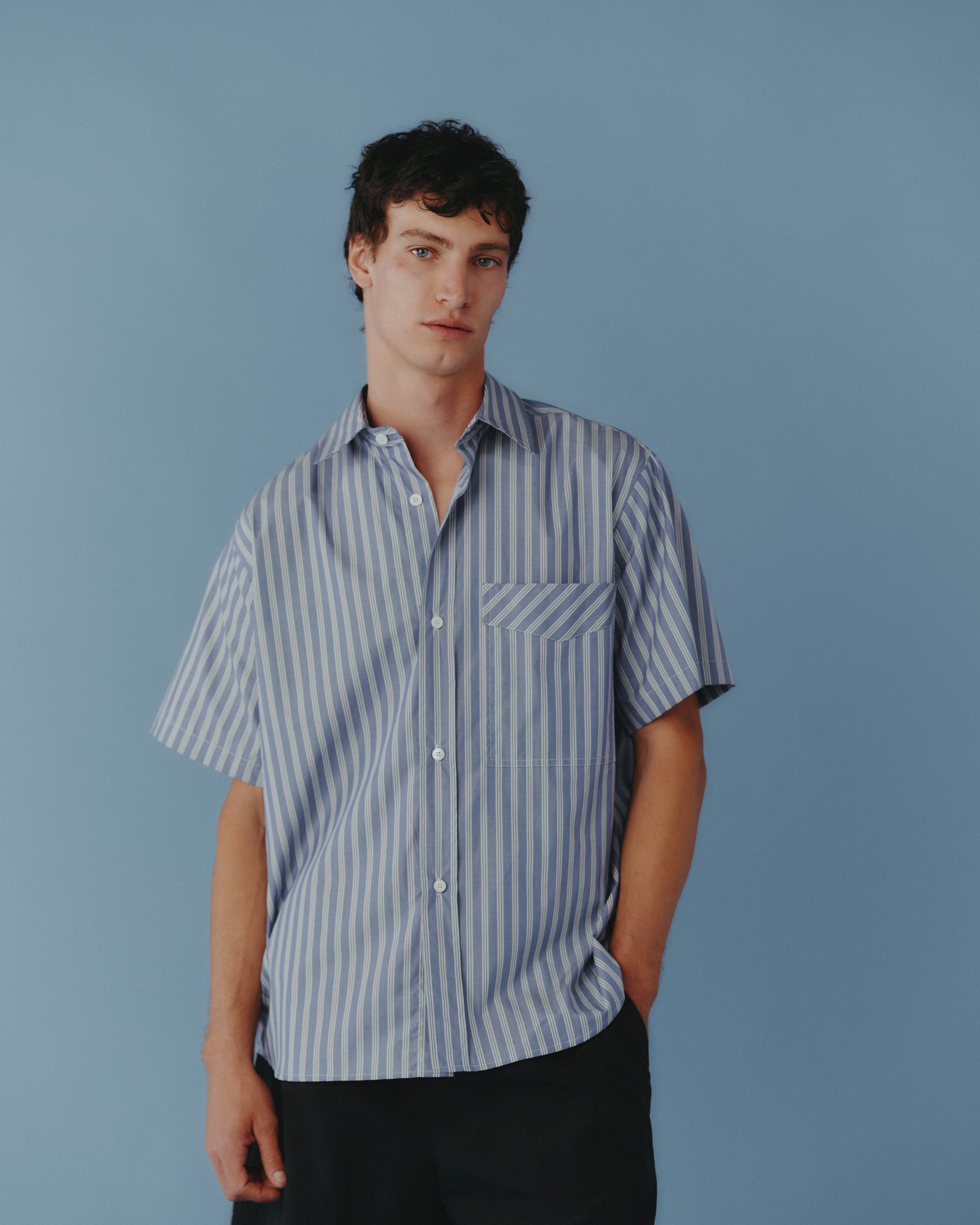 M001 Relaxed Shirt